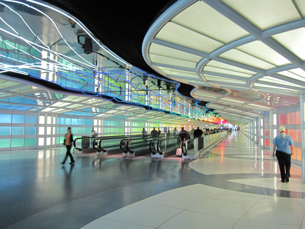 O'Hare Airport terminal. Credit: InSapphoWeTrust from Los Angeles, California, USA