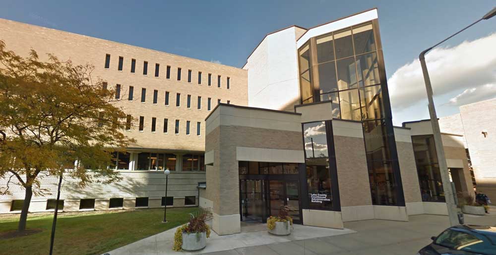 Lake County Circuit Court, the 19th Judicial Circuit, in Waukegan IL. Lake Cook Reporting provides Lake County IL court stenographers and court reporters for trials at this courthouse.